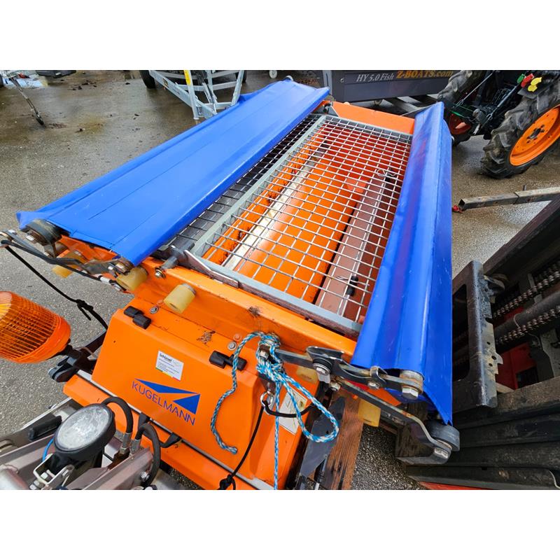 Kommunalmaschine Holder C250 mit umfangreicher Ausstattung für Sommer und Winterdienste (Nettopreis: € 29.990,-) – Bild 9