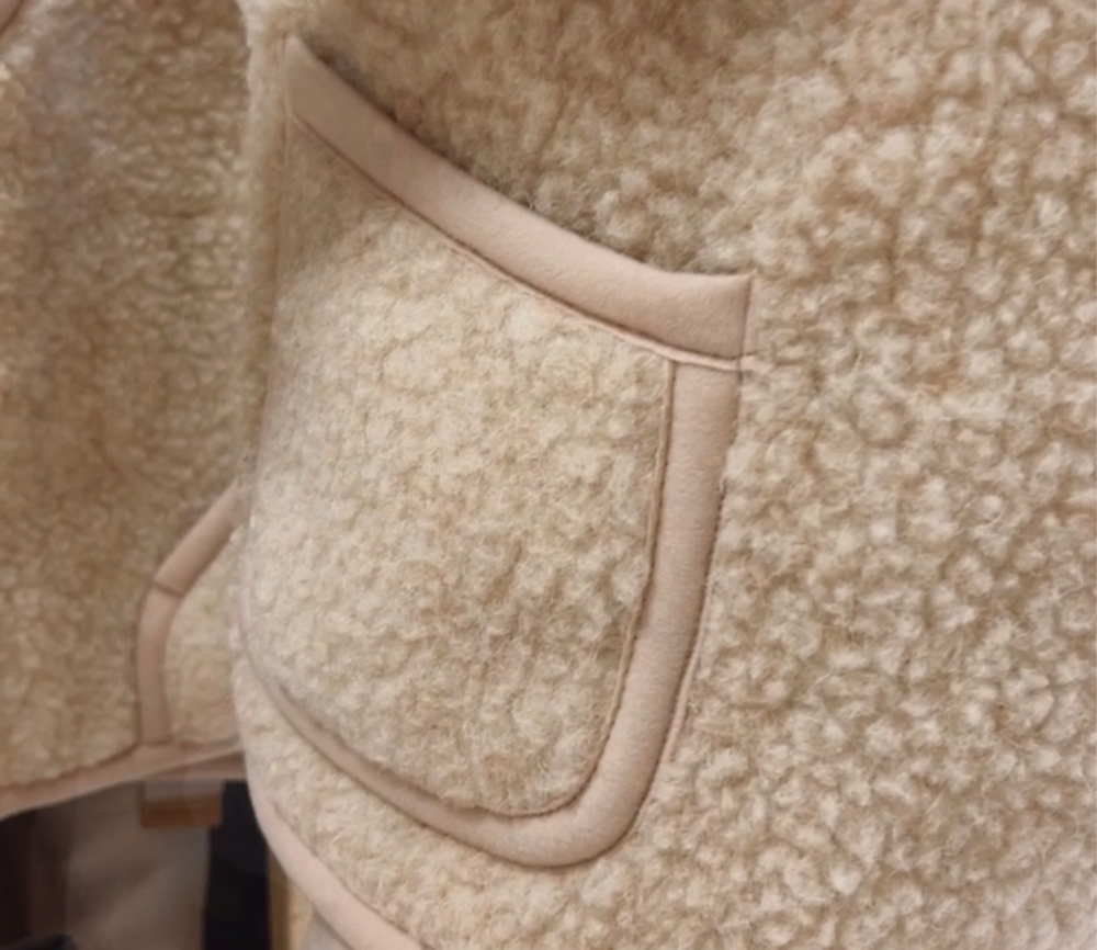 Alwero – Bodywarmer „Alpen“ Adult, Biowolle, ENGLISH TEA, Unisex – Bild 5