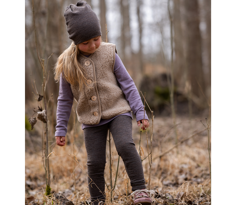 Alwero – Bodywarmer „PO“ Junior, Biowolle, TAN, ultra light – Bild 4