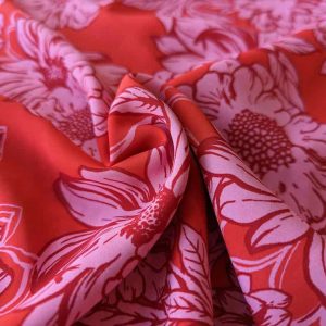 Voile, leicht und fließend, Blumen Rot Rosa