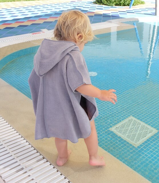 Sweatshirtstoff, Teddystoffoptik, dehnbar, weich und kuschelig – Grau – Bild 4