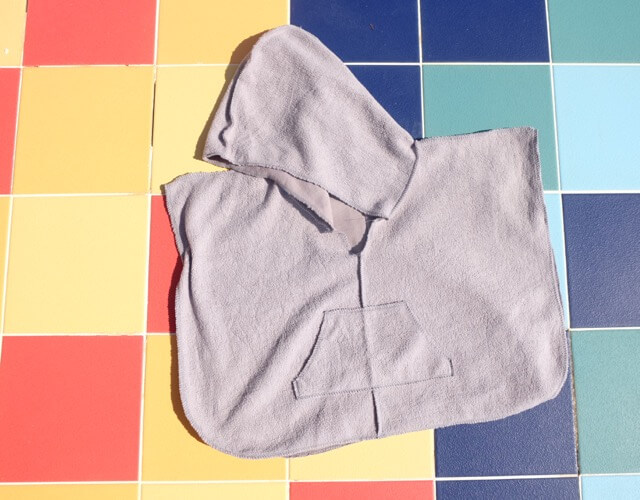 Sweatshirtstoff, Teddystoffoptik, dehnbar, weich und kuschelig – Grau – Bild 5