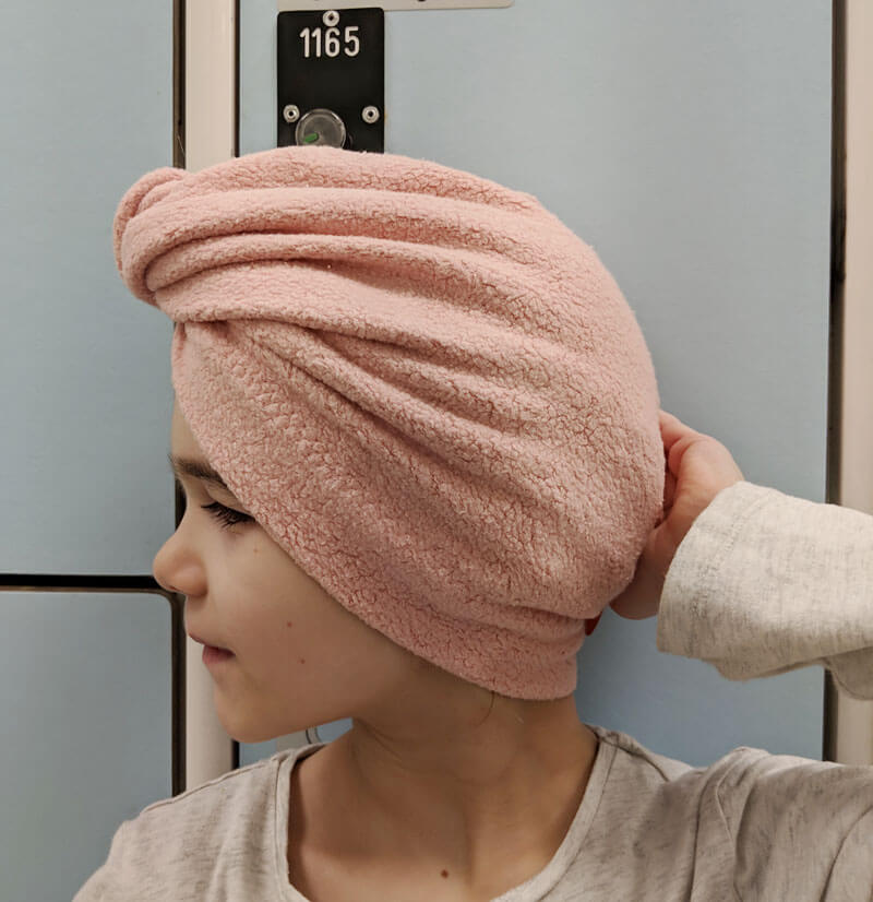 Sweatshirtstoff, Teddystoffoptik, dehnbar, weich und kuschelig – Grau – Bild 9