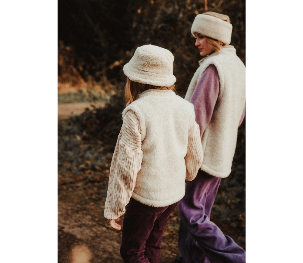 Alwero – Stirnband / Halswärmer VOVO, Sandy Brown, Biowolle, ultra light – Bild 7