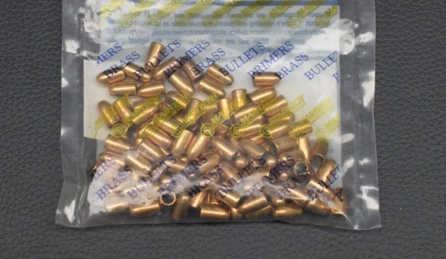 6,35mm, 25 Auto Geschosse Magtech FMJ 50gr. 100 Stück