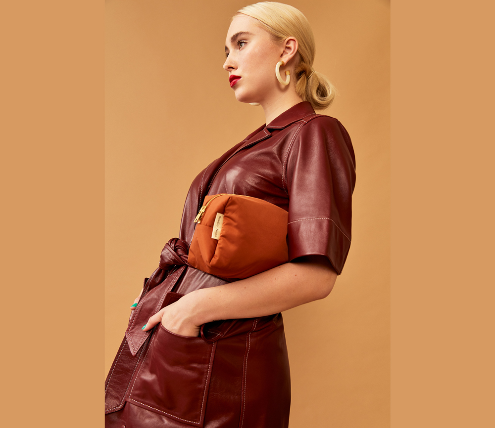 Studio Noos – Pouch „Puffy Ochre“ – Bild 5