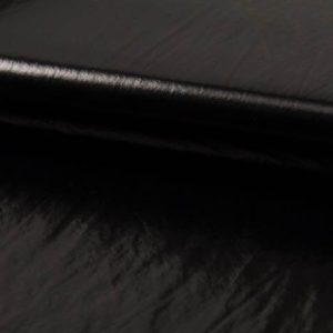 Kunstleder, leicht fallend, Knitteroptik – Schwarz