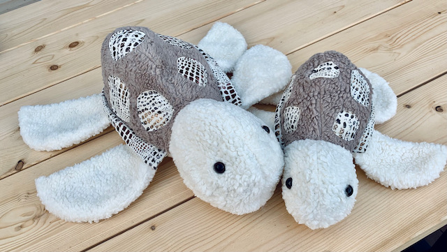 Stoffpaket Schildkröte Romea / Stoff für 2 Kuscheltiere – Natur / Braun mit Schlangenleder – Bild 3