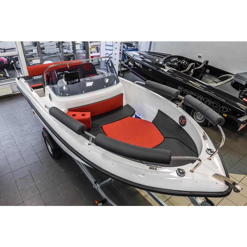 Trident 530 SPORT – Bild 6