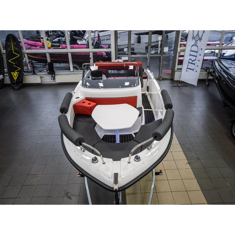 Trident 530 SPORT – Bild 9