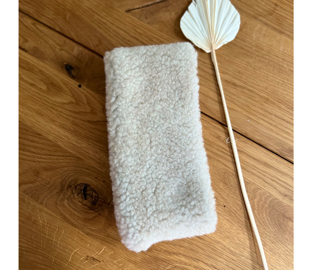 Alwero – Stirnband / Halswärmer VOVO, Sandy Brown, Biowolle, ultra light – Bild 3