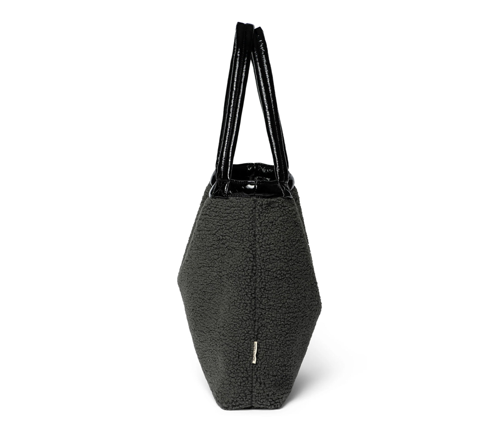 Studio Noos – Mombag Wendbar „LACK“, schwarz – Bild 6