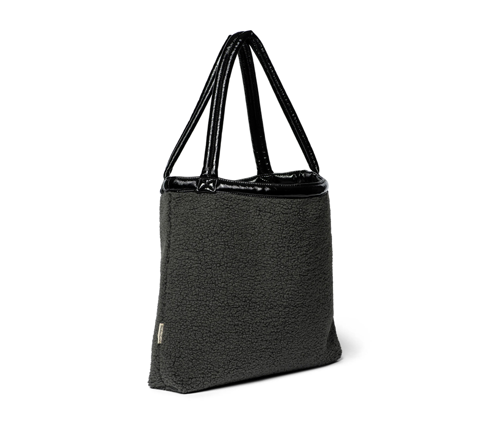 Studio Noos – Mombag Wendbar „LACK“, schwarz – Bild 4