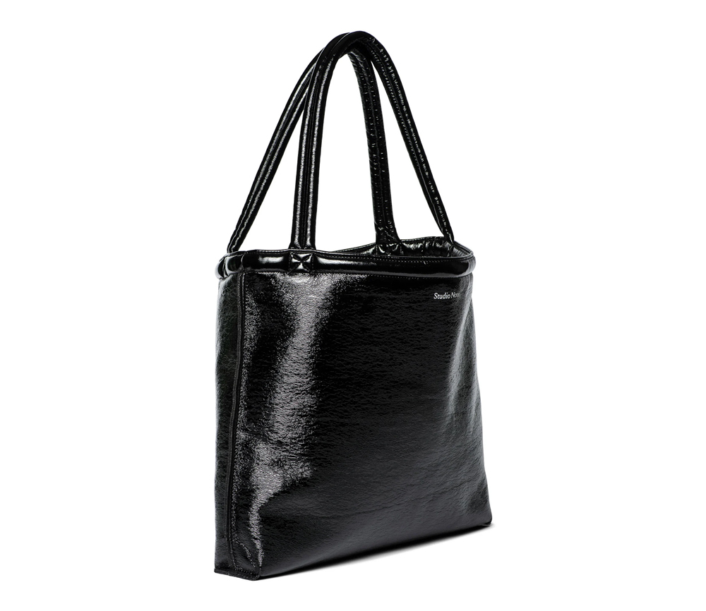 Studio Noos – Mombag Wendbar „LACK“, schwarz – Bild 7