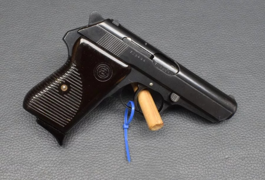 Brünner Modell 50, Pistole, Kaliber 7,65mm, aus einer Sammlung – Bild 3