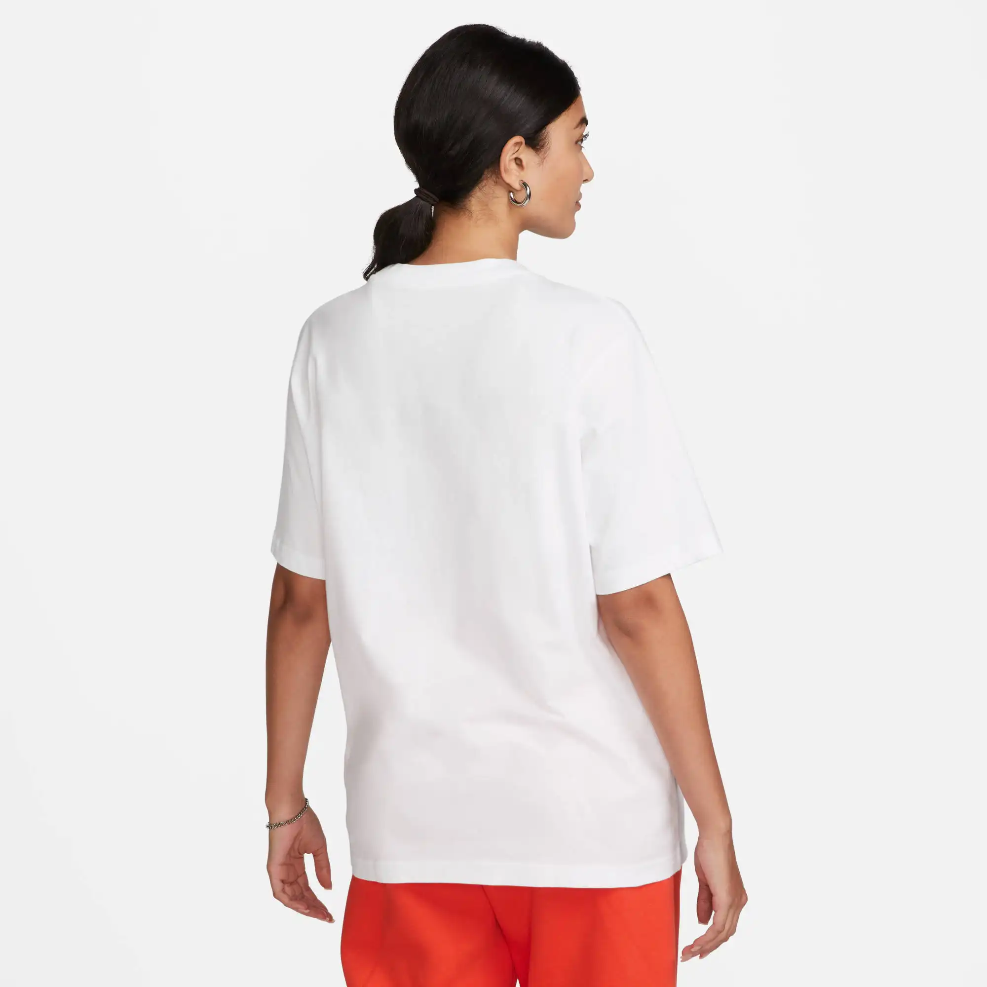 Nike Sportswear Essential Wome – Bild 3