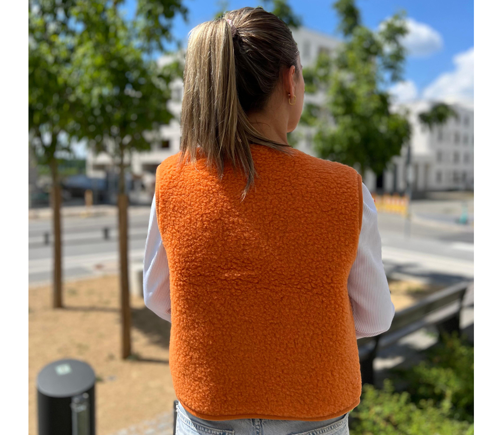 Alwero – Bodywarmer „TYB“ ADULT, Biowolle, MANDARIN, ultra light LIMITED EDITION – Bild 6