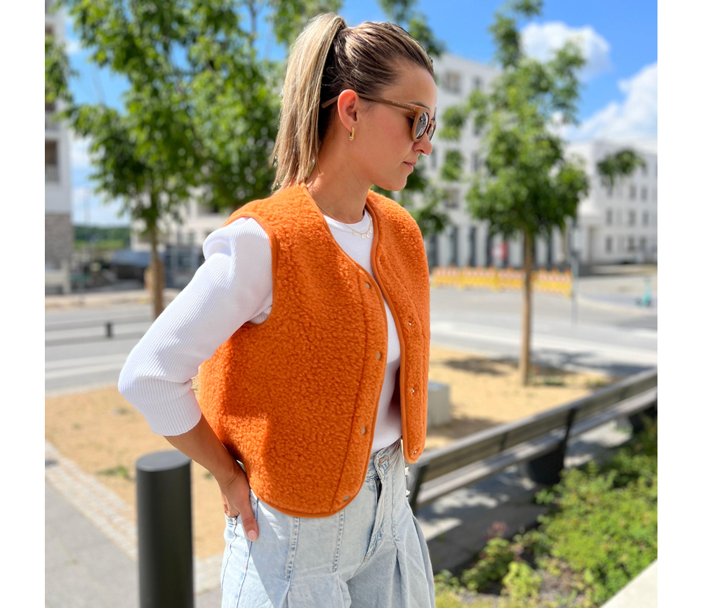 Alwero – Bodywarmer „TYB“ ADULT, Biowolle, MANDARIN, ultra light LIMITED EDITION – Bild 5